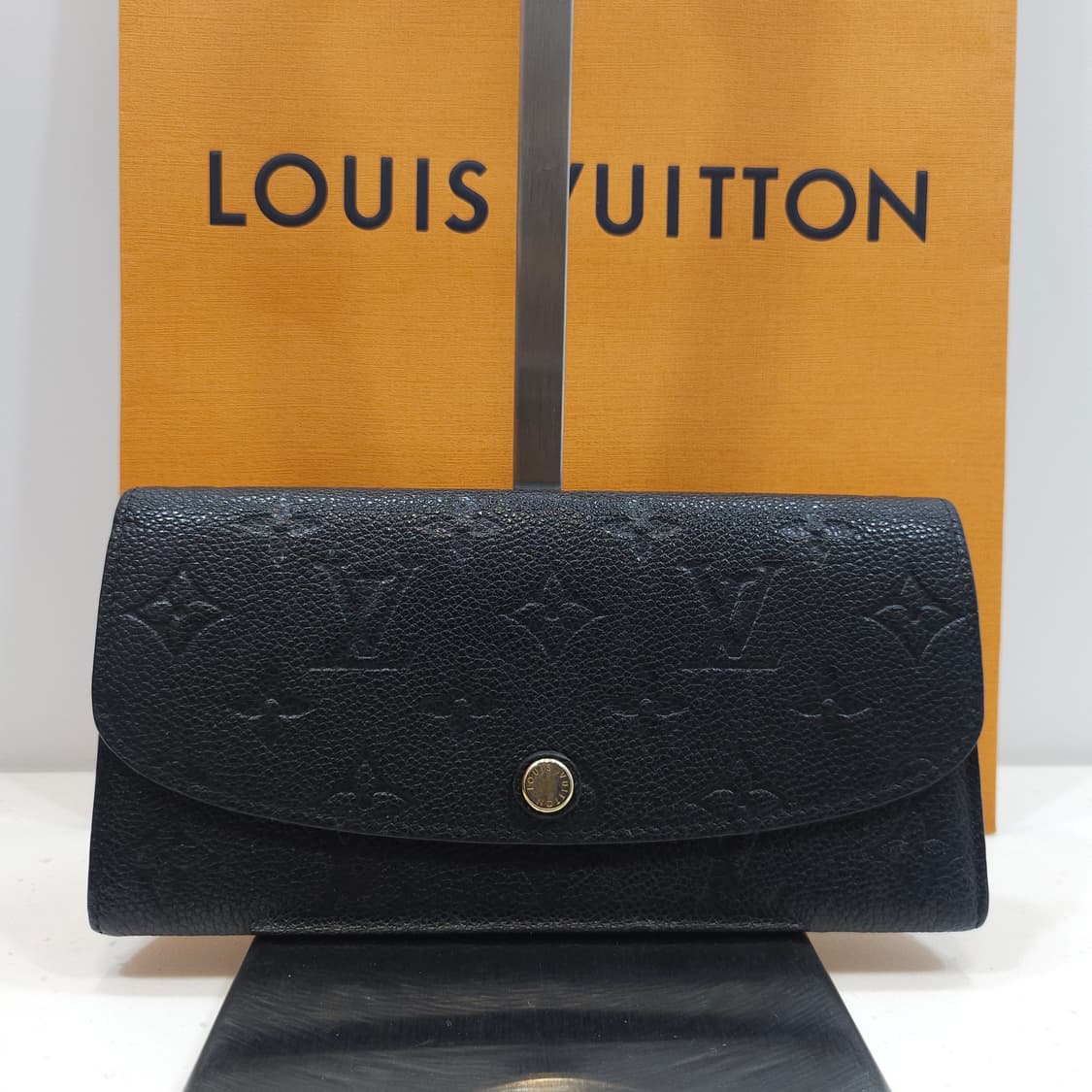 [정품] 루이비통 앙프렝뜨 에밀리 월릿 상품이미지1