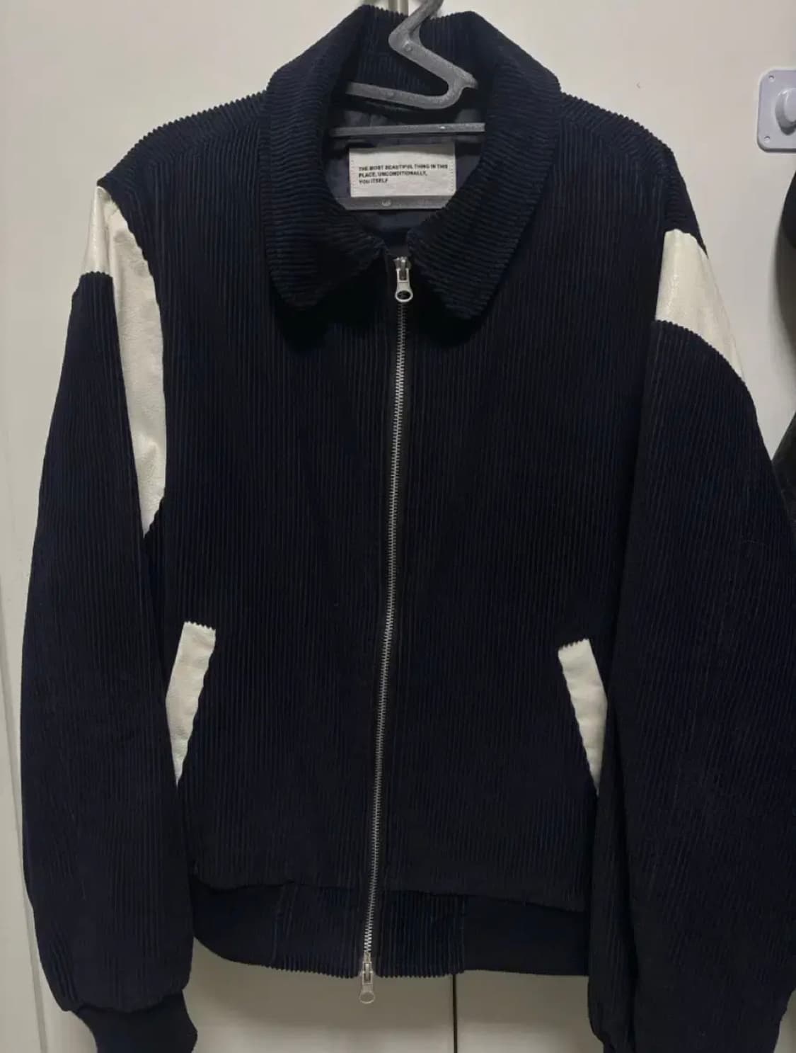 플레이스 스튜디오 코듀로이 카라 바시티 투웨이 레더 자켓 네이비 점퍼 상품이미지1