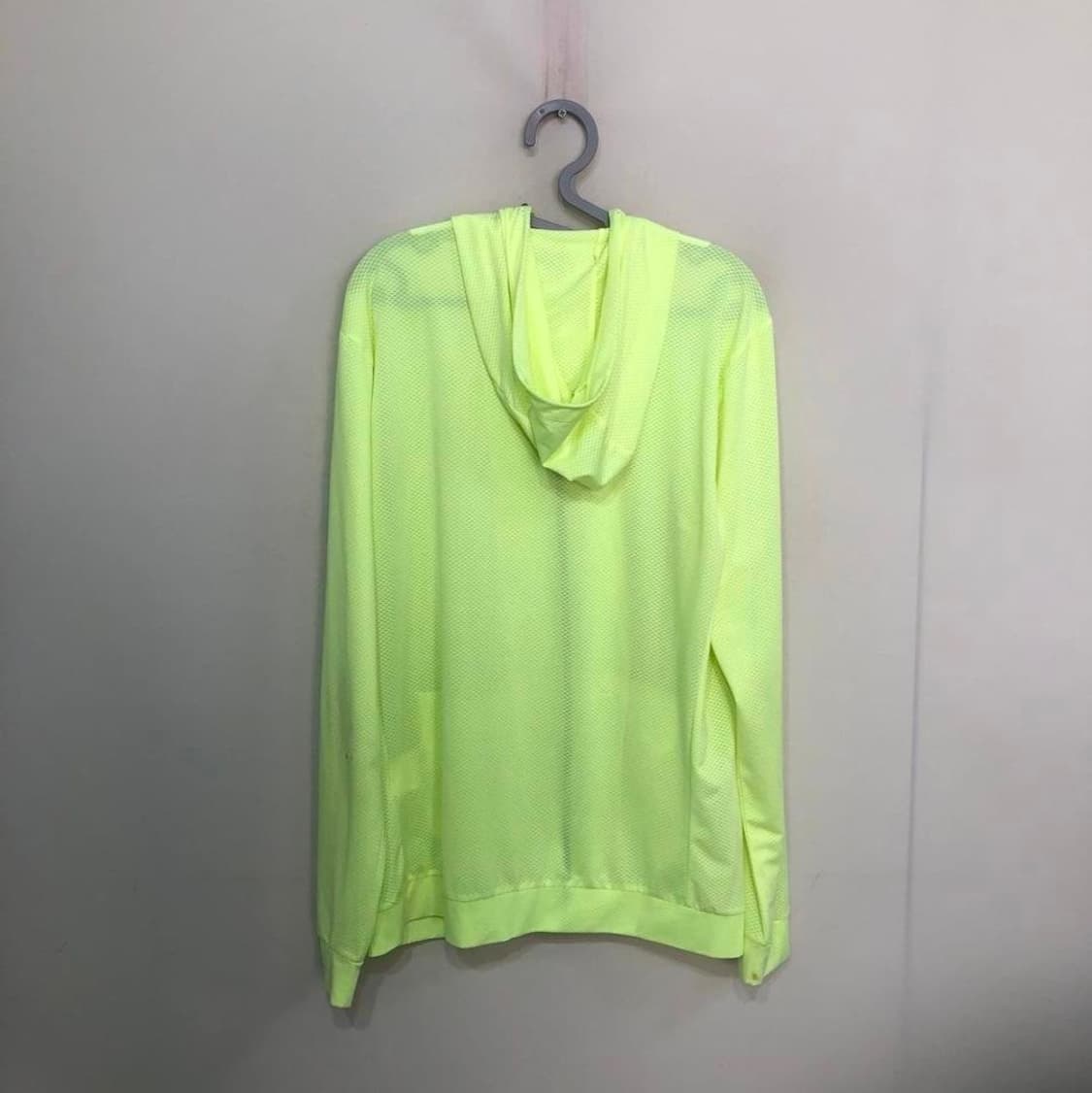 데상트 남성 메쉬 집업 105 상품이미지3