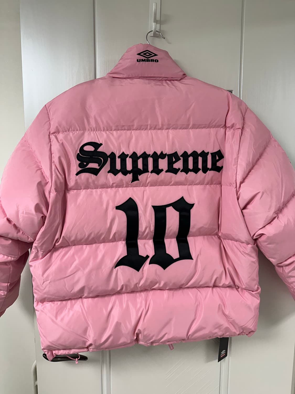 슈프림 엄브로 다운 패딩 자켓 핑크 L 새상품 상품이미지2