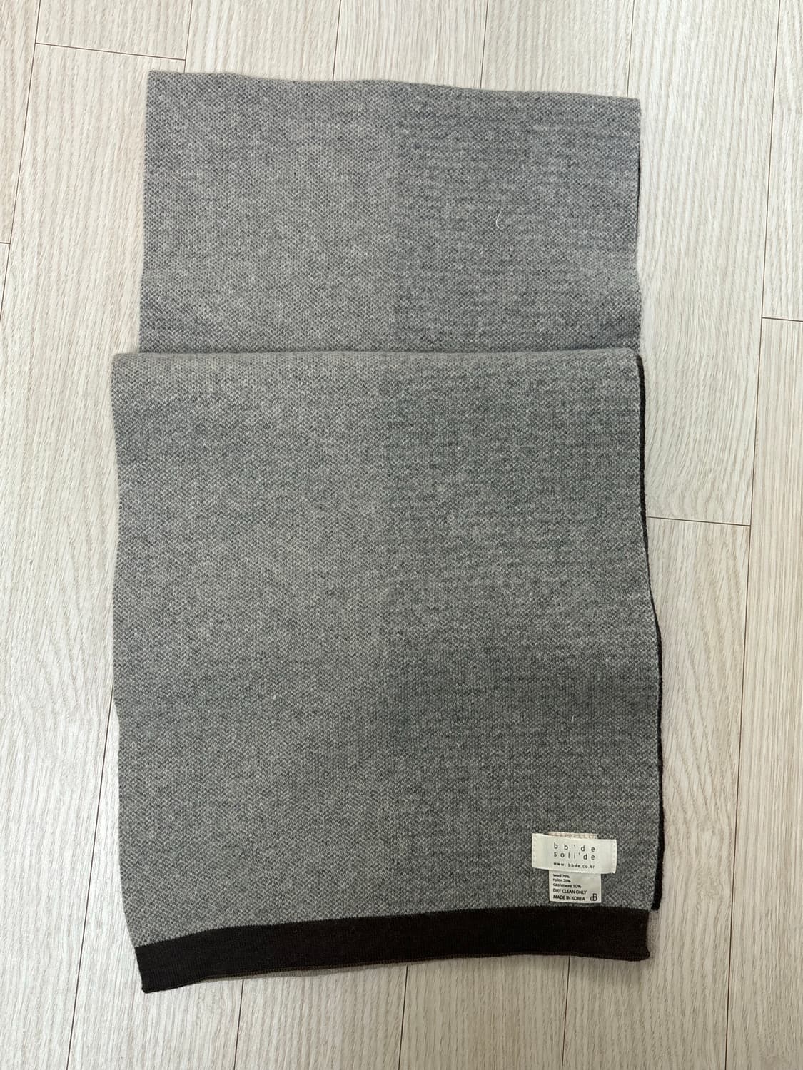 비비드솔리드 bibury muffler 브라운 색상 목도리 머플러 상품이미지5