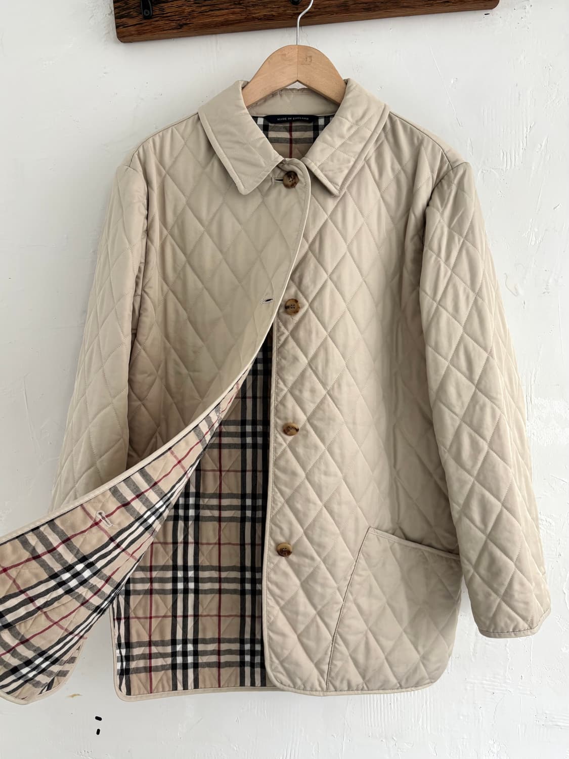 Burberry 버버리 아이보리 퀄팅 자켓 상품이미지1