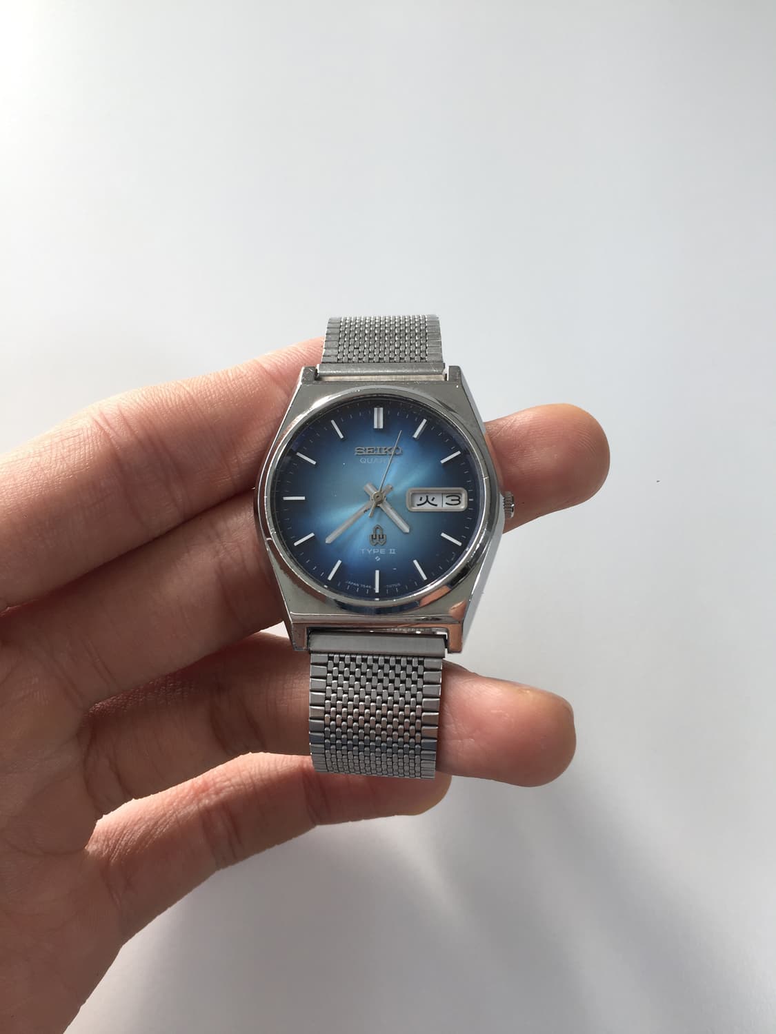 70s seiko type 2 blue gradation quartz 상품이미지1