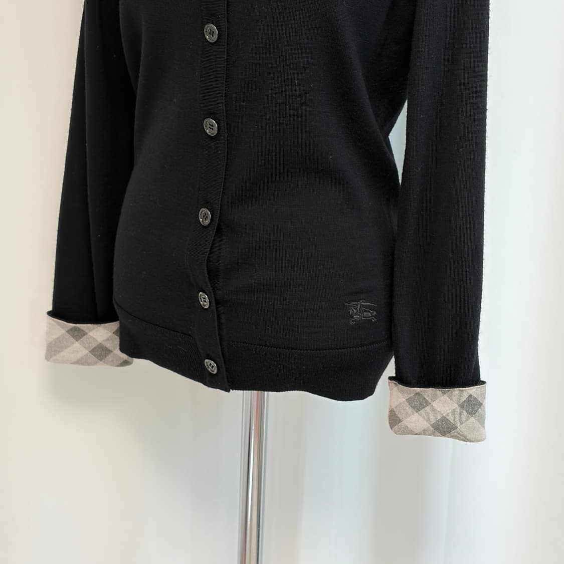 버버리 런던 울 가디건 블랙 상품이미지7