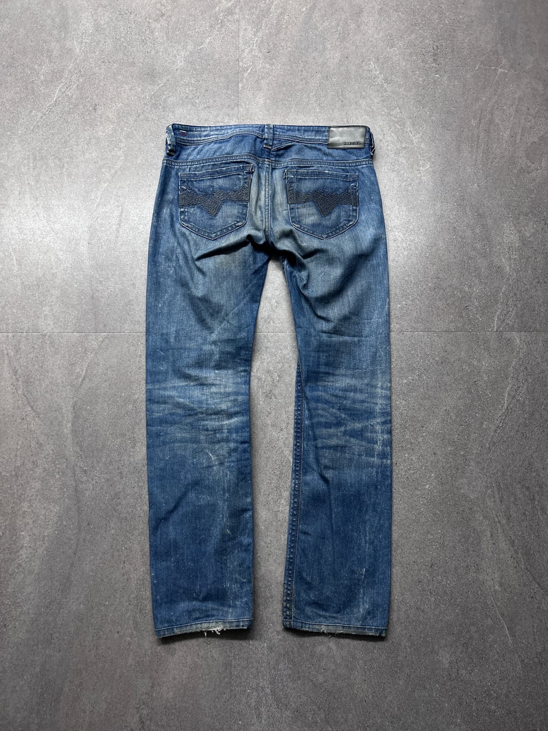 디젤 Thanaz 디스트레스드 워싱 데님 상품이미지6