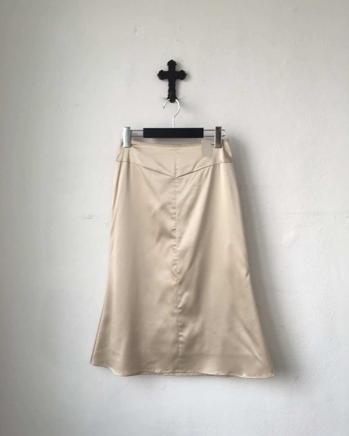 Glossy skirt 상품이미지1