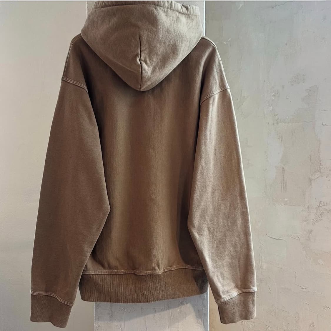 23fw 스투시 스티치 라벨 후드스웻 상품이미지3