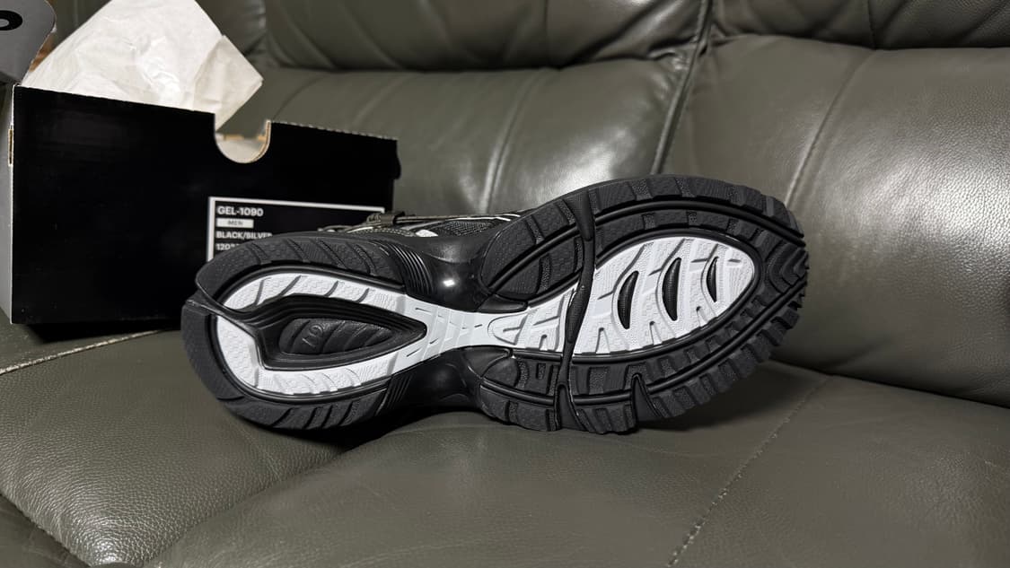 아식스 x 앤더슨벨 젤 1090 블랙 실버 260 새상품 상품이미지3