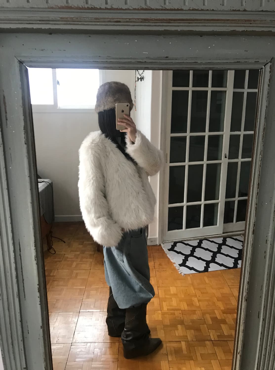 vintage white eco fur jacket 상품이미지4