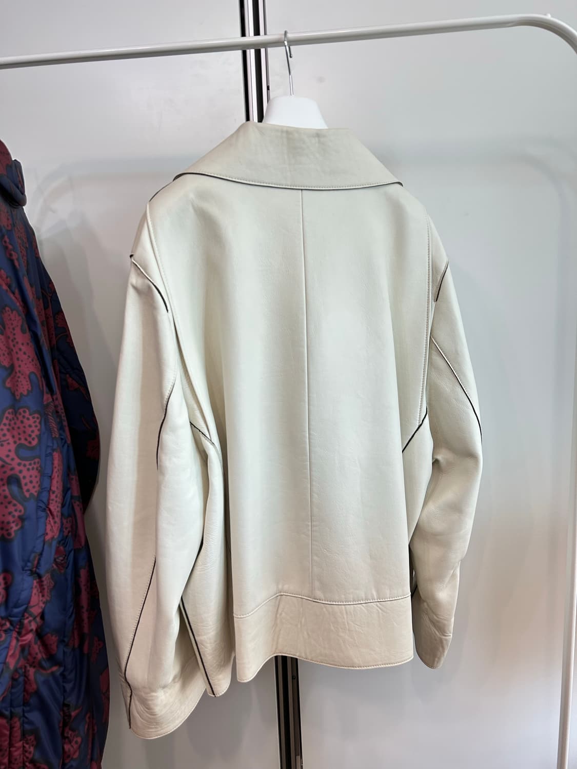 마르지엘라 화이트 레더 자켓 상품이미지4