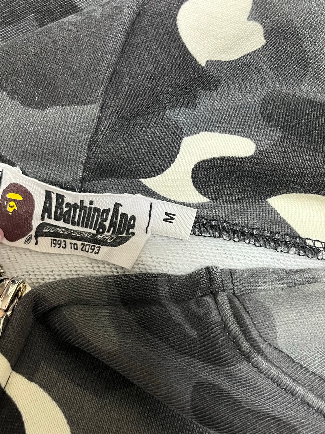 베이프 흑계 카모 후드집업 상품이미지4