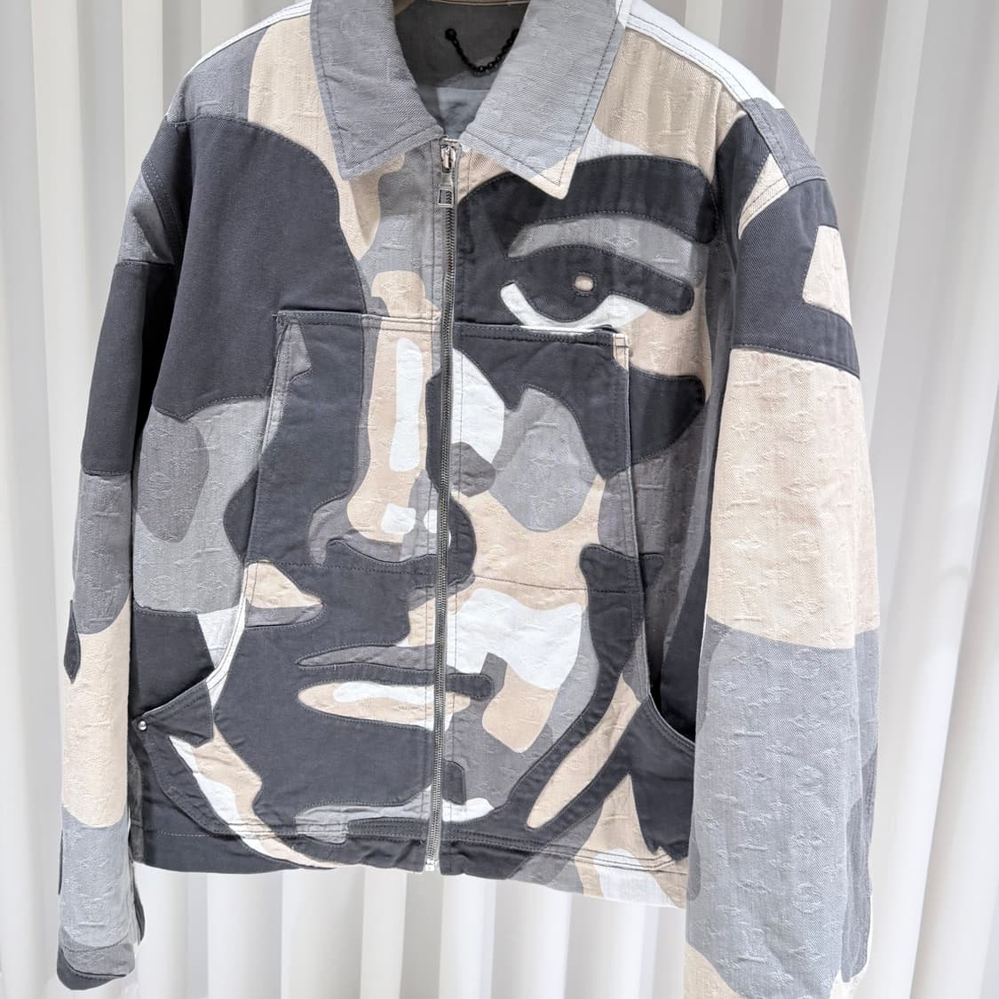 52 / 루이비통 모노그램 키드슈퍼 포트레이트 데님자켓 상품이미지2