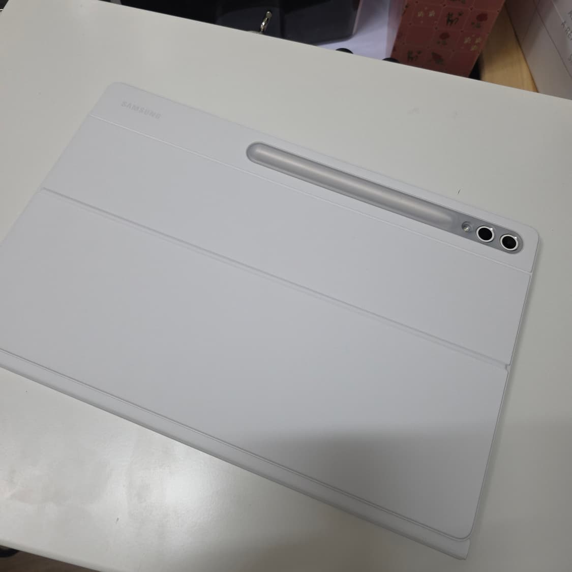 갤럭시탭 S10 울트라 1tb wifi+ 정품키보드북케이스 상품이미지2