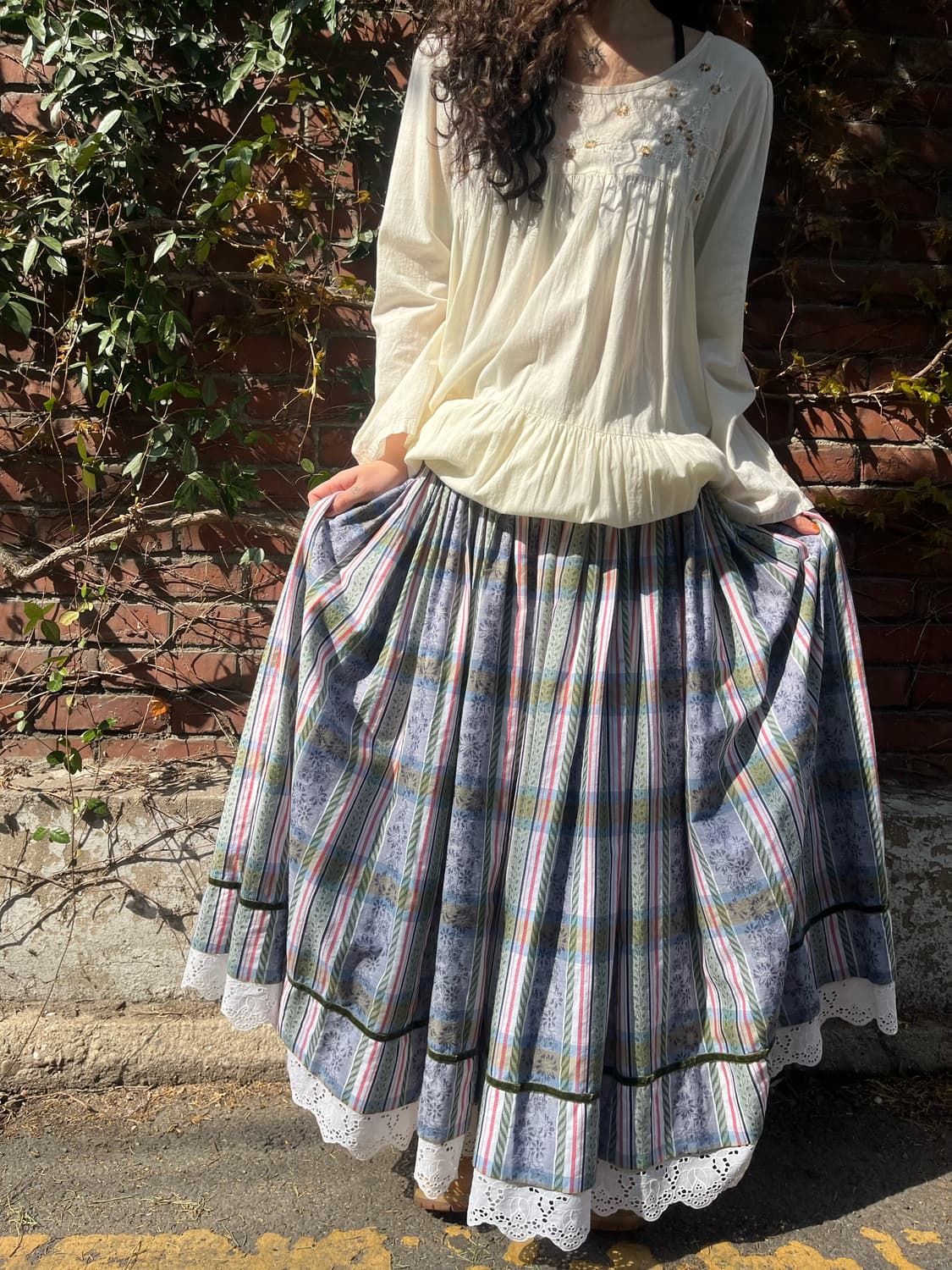 스카이블루 체크 패턴 롱 스커트 상품이미지2