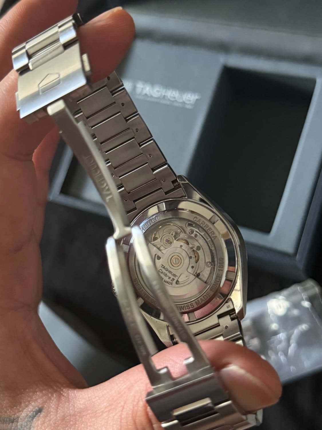 태그호이어 까레라 칼리버5 로즈골드 39mm 상품이미지4
