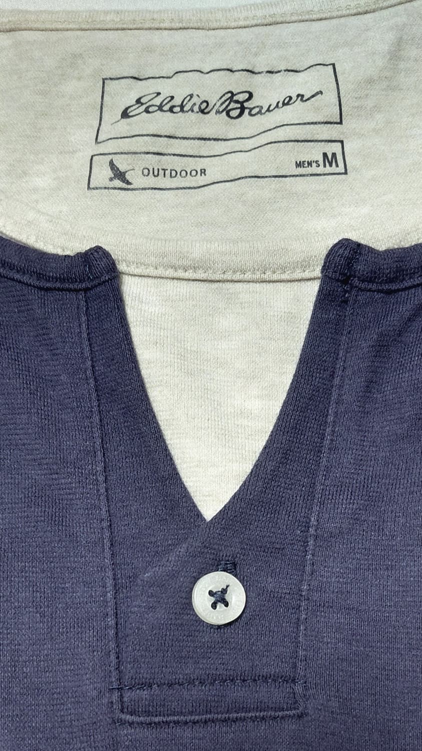 [M] 에디바우어 페이크 레이어드 헨리넥 티셔츠 (네이비) 상품이미지4