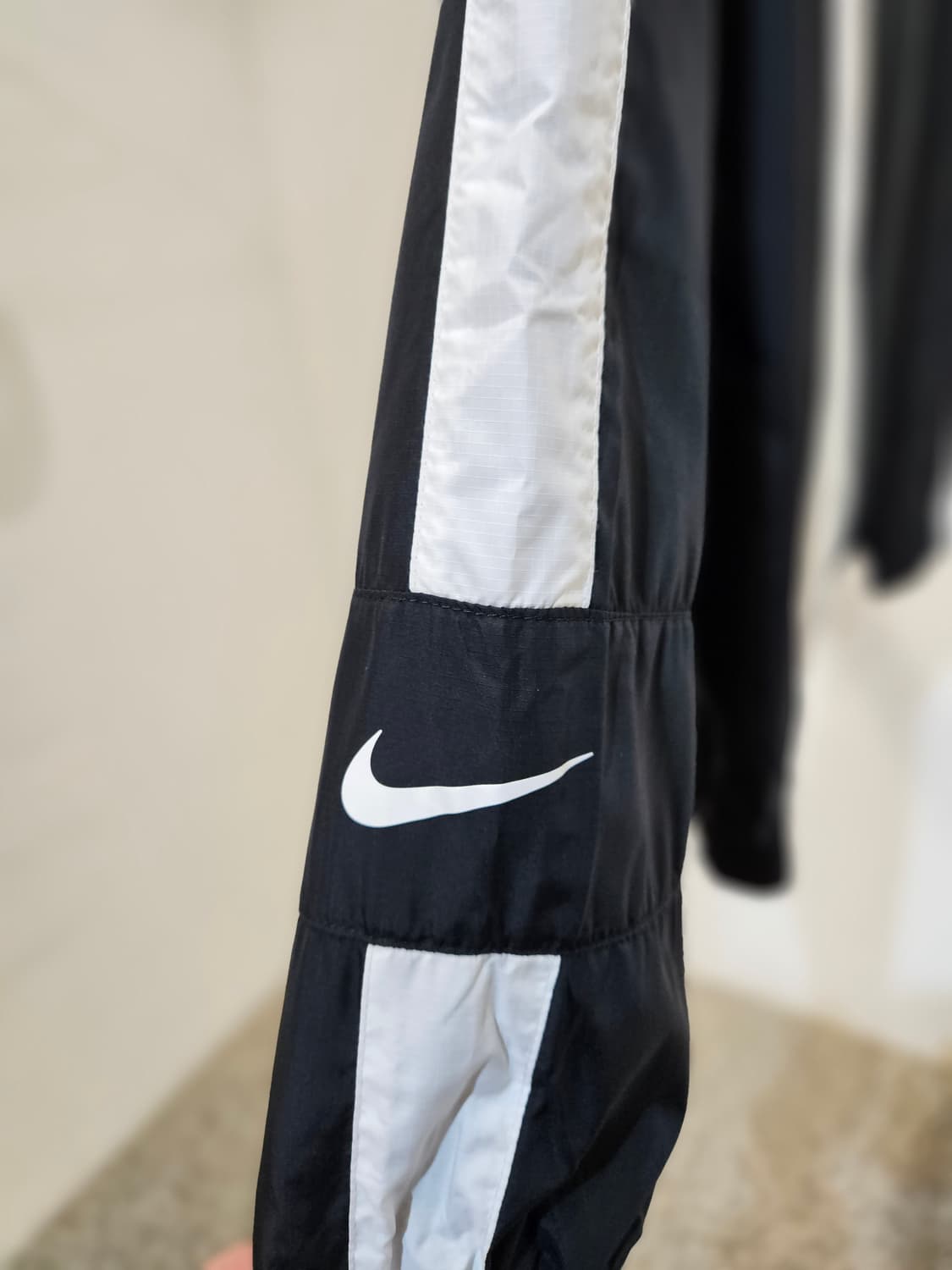 나이키 빅스우시 바람막이 상품이미지5