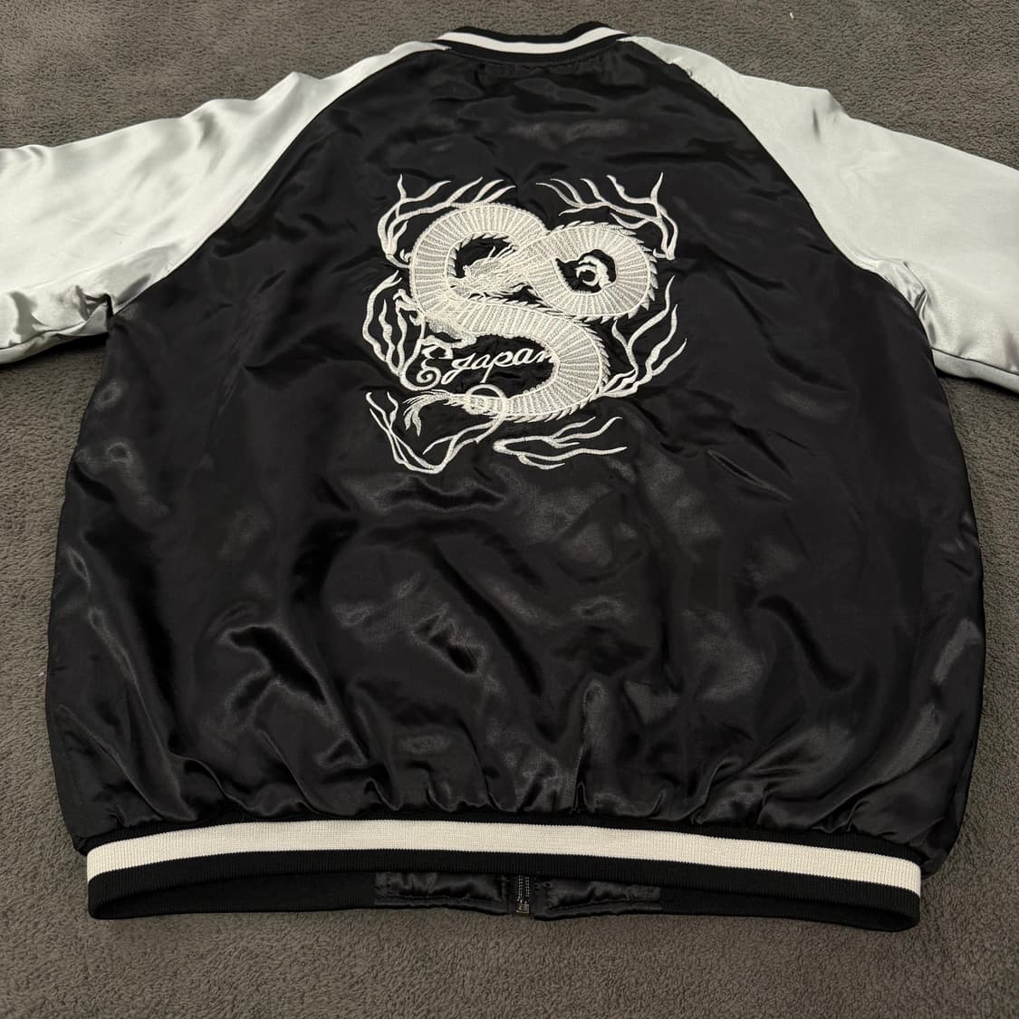[ 정품/L ] 요코하마 일본 빈티지 용 백룡 자수 스카잔 자켓 상품이미지4