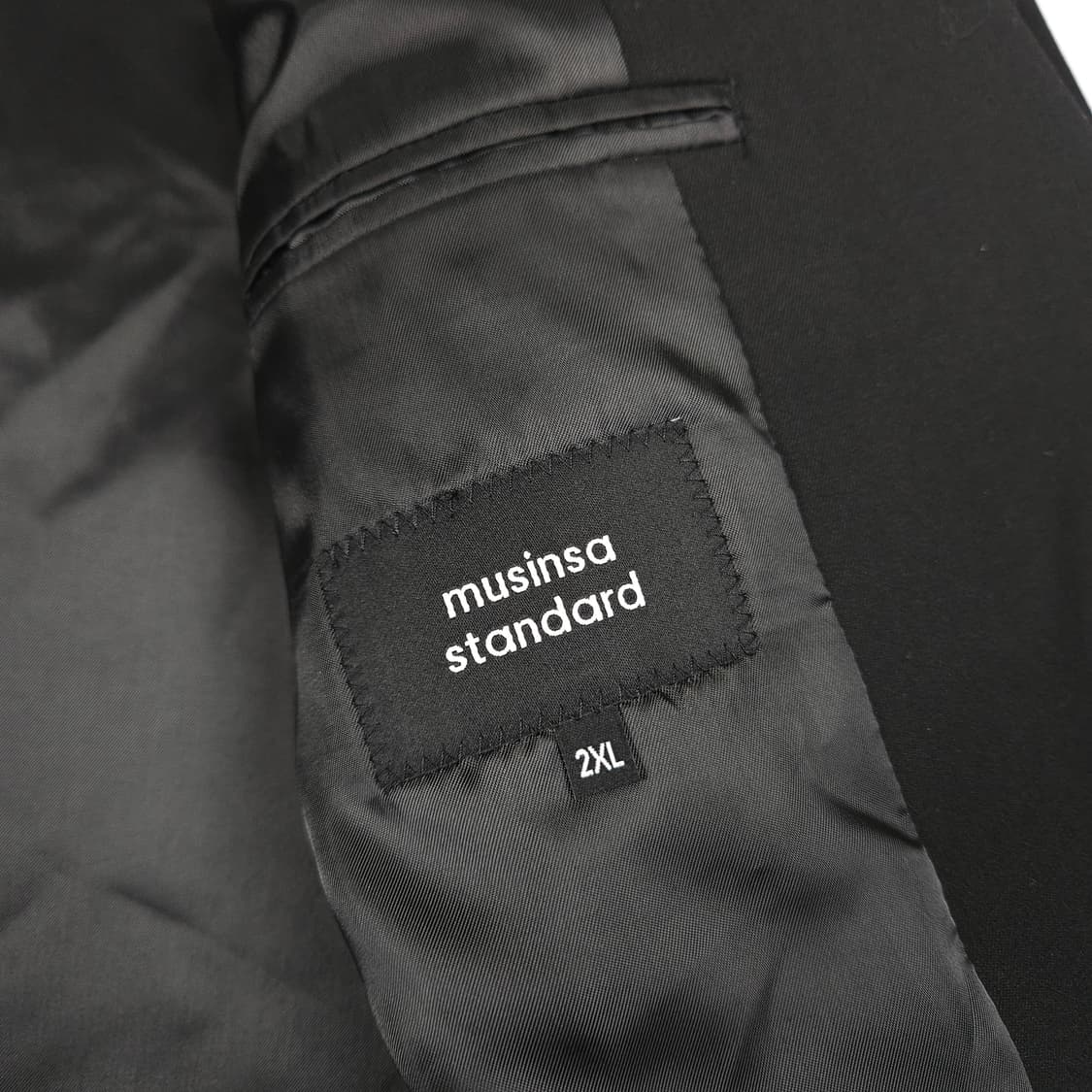 무신사 스탠다드 미니멀 블레이저 블랙  상품이미지4