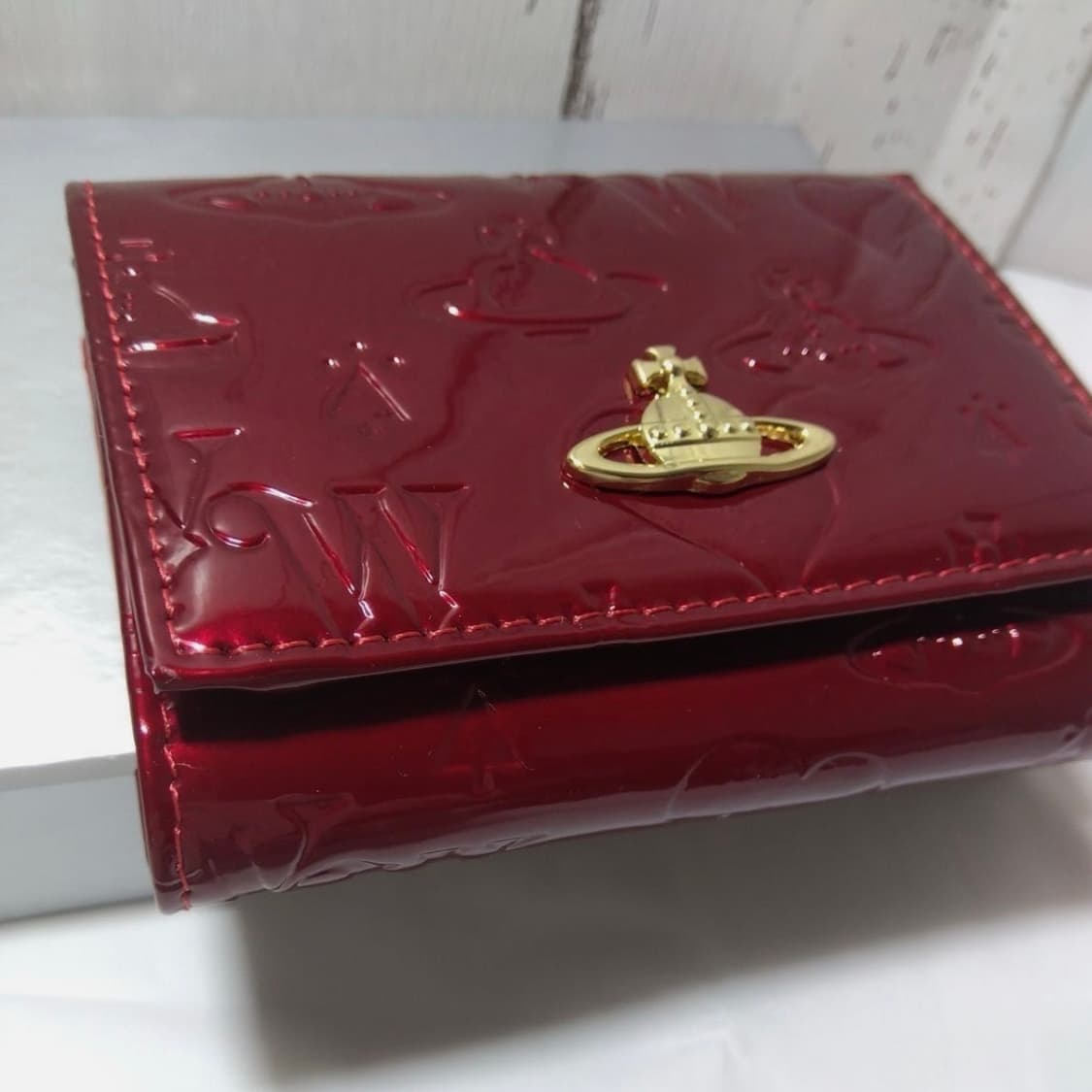 비비안웨스트우드 레드 에나멜 삼단 지갑 상품이미지1