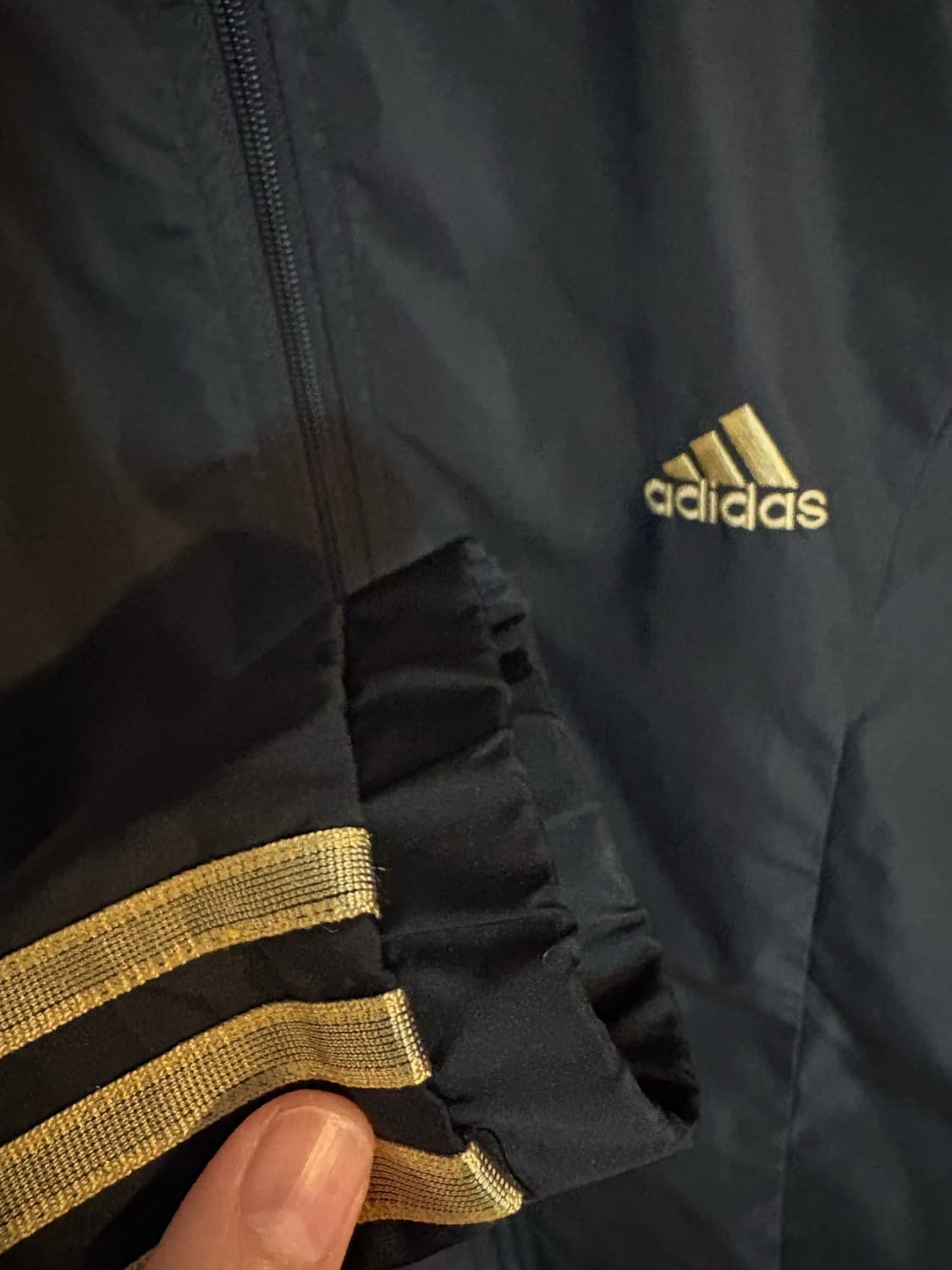 아디다스 CLIMAPROOF 바람막이 S 상품이미지3