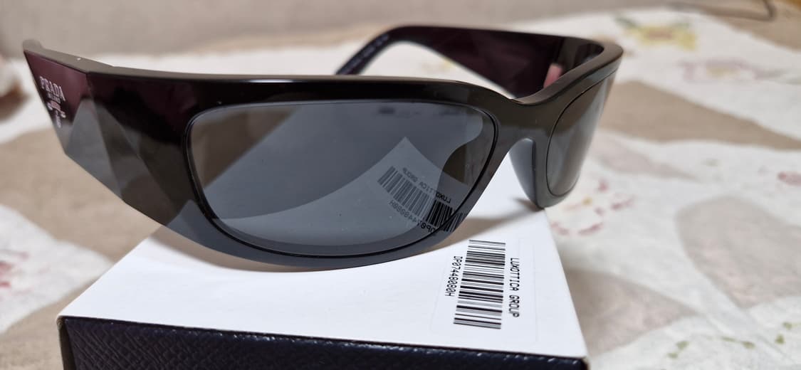 프라다 선글라스 SPRA19 칸예 셰이드 상품이미지3