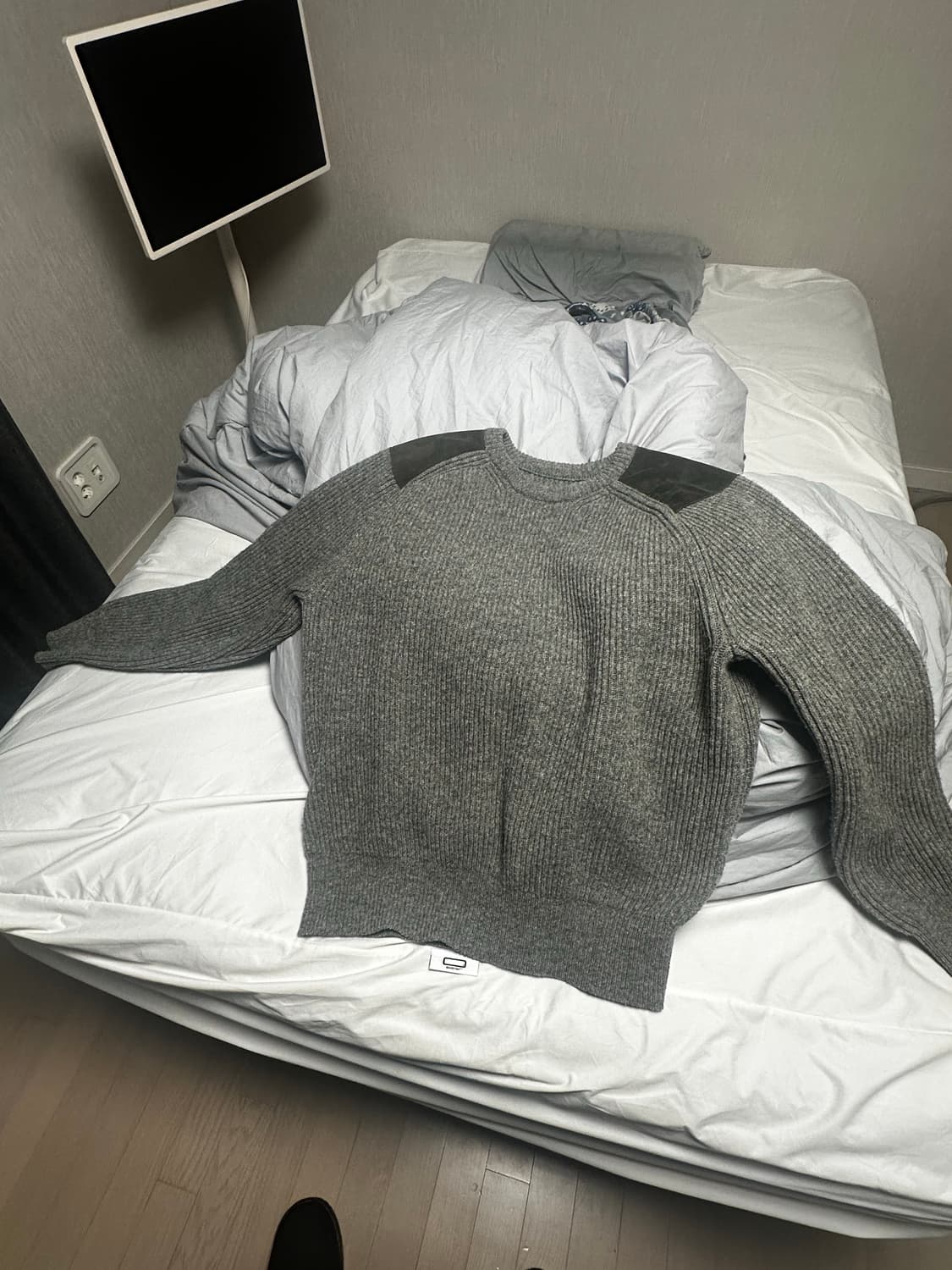 포터리 밀리터리 니트 차콜 3사이즈 상품이미지2