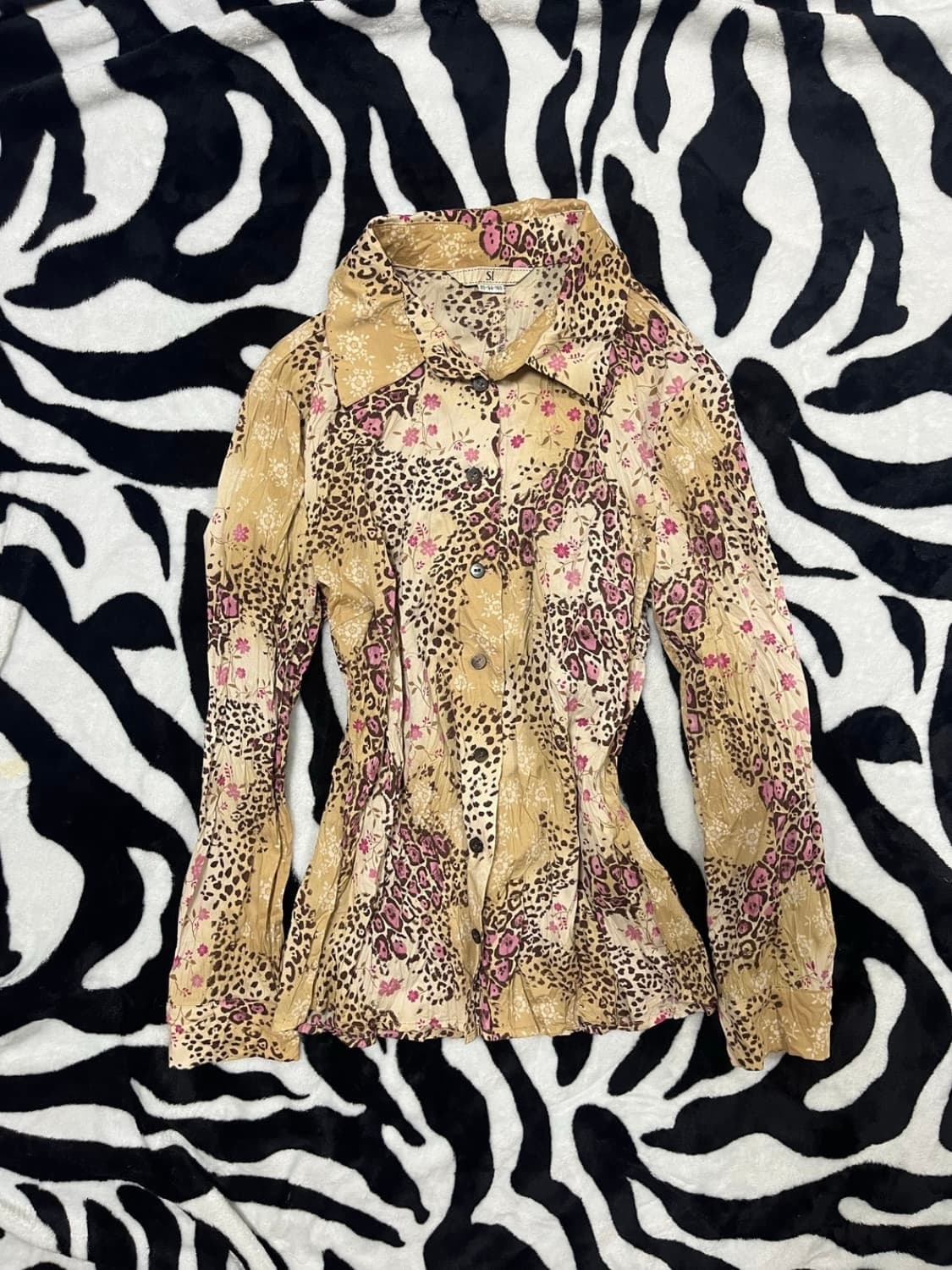 leopard gyaru shirt 상품이미지1