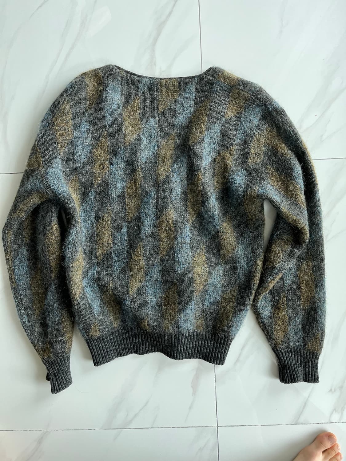 90's 빈티지 모헤어 아가일 패턴 가디건 상품이미지3