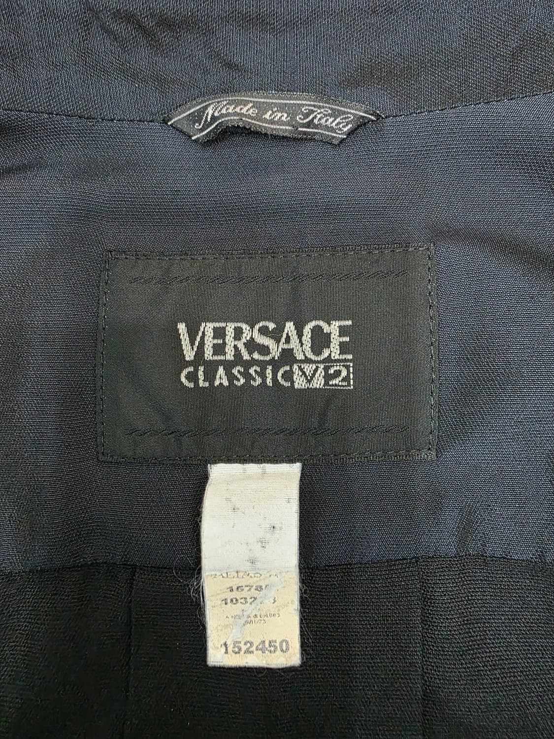 베르사체 Classic V2 블랙 벨트 자켓 코트 ~66 상품이미지8