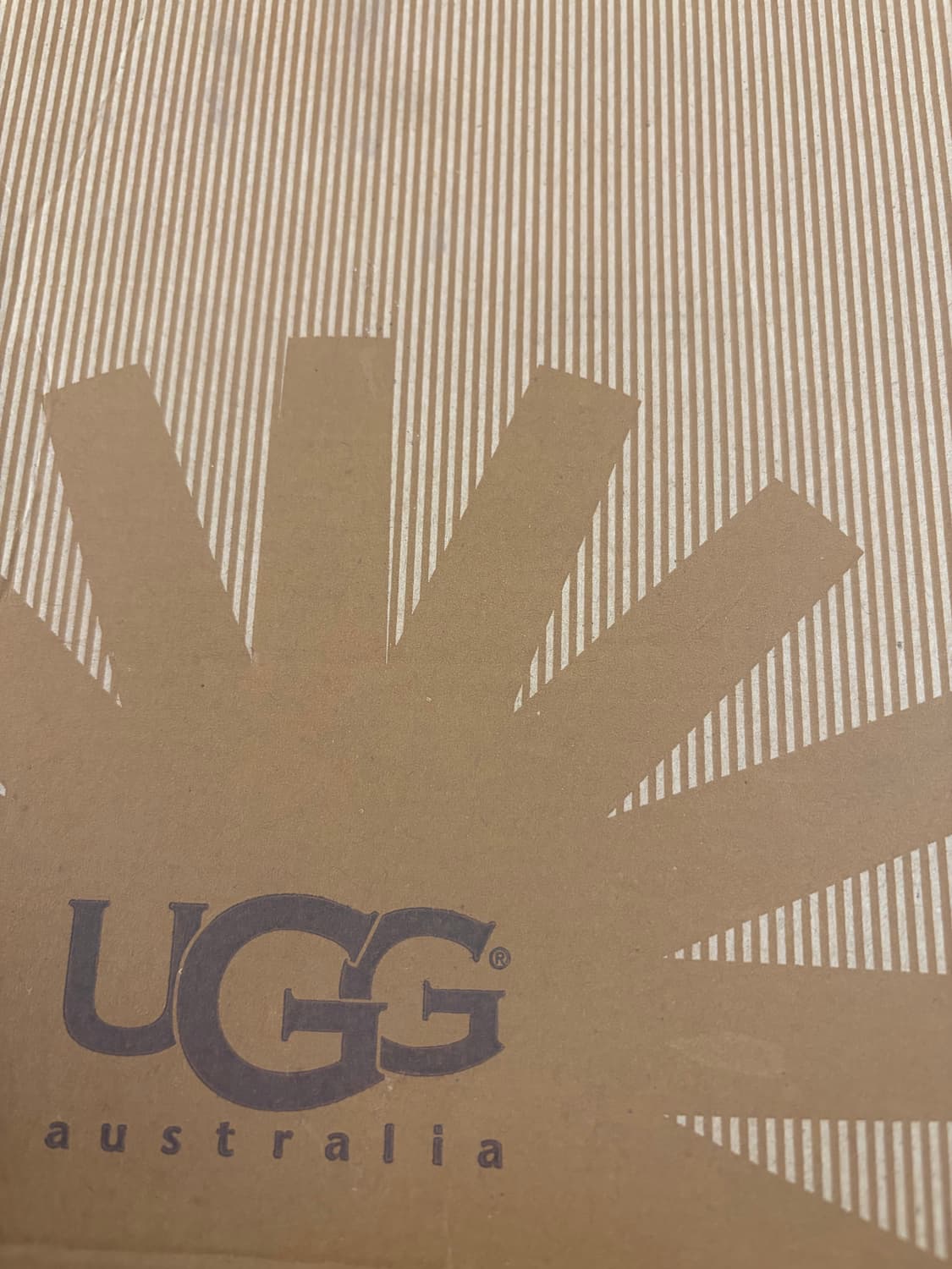 UGG Men’s Alder Slipper 상품이미지1