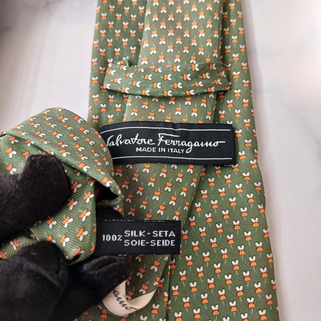 살바토레 페라가모 실크 그린 패턴 넥타이 8.7cm B등급 A19432
 상품이미지9