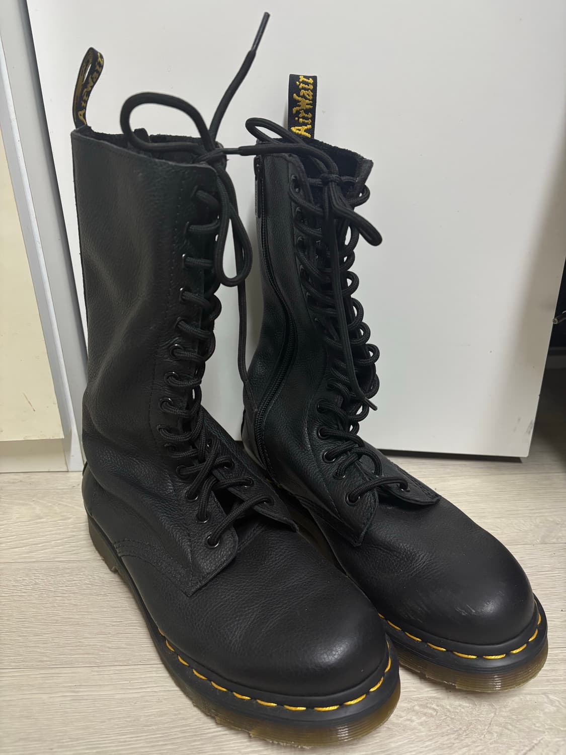 닥터마틴 1b99 상품이미지1