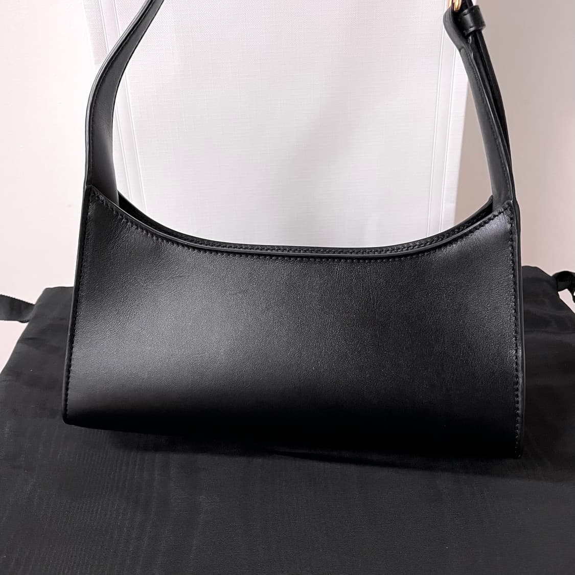 [S급/정품] 셀린느 퀴르 트리옹프 숄더백 가방 블랙 상품이미지3