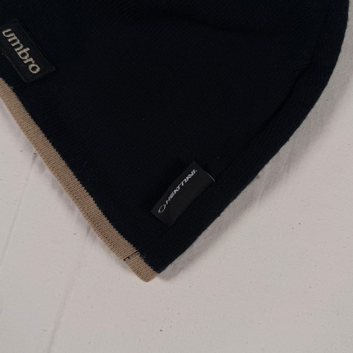 엄브로 비니 상품이미지2