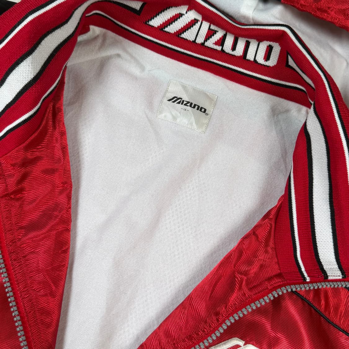 미즈노 바람막이 집업 자켓 상품이미지2