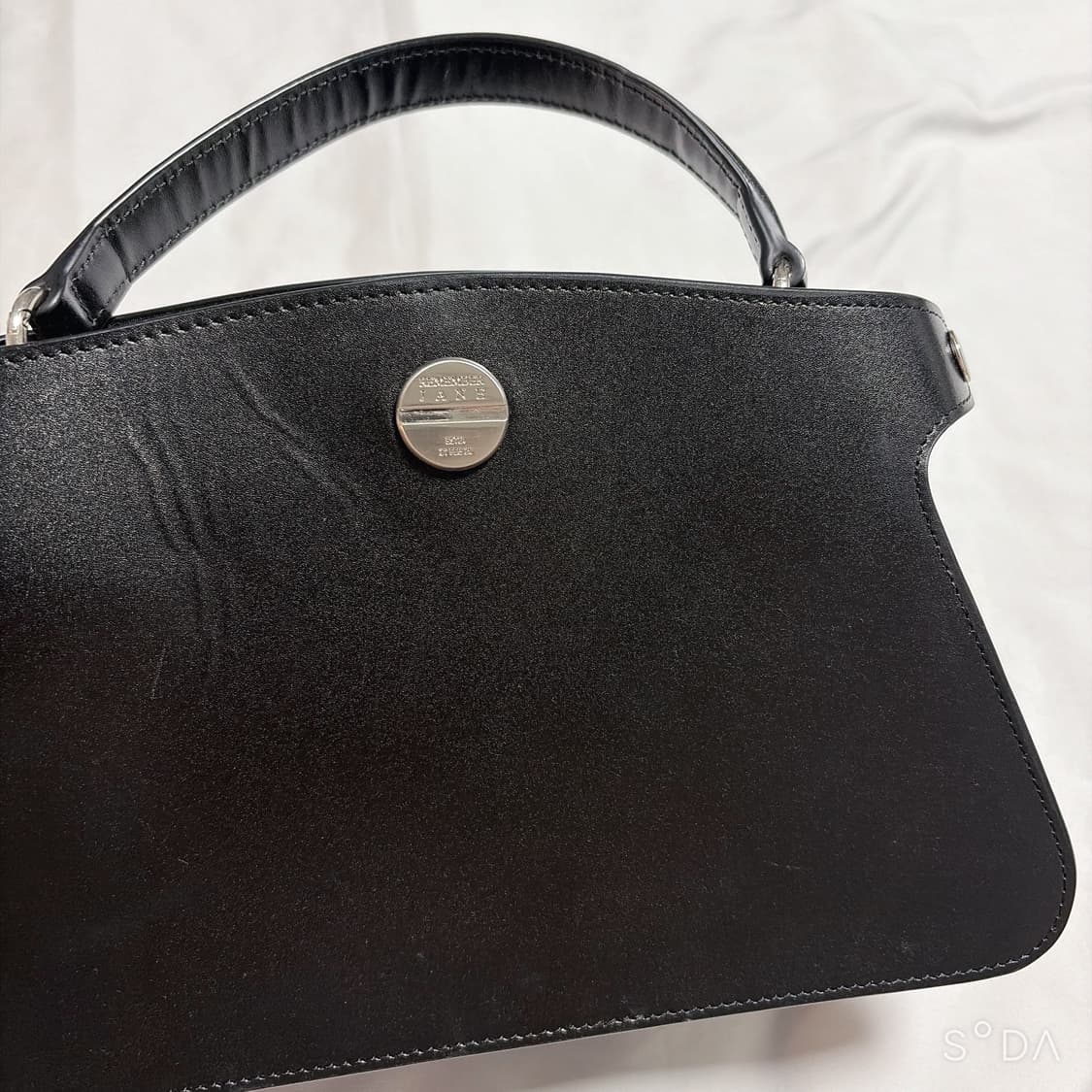 리멤버제인 트라페즈 크로스백 상품이미지2