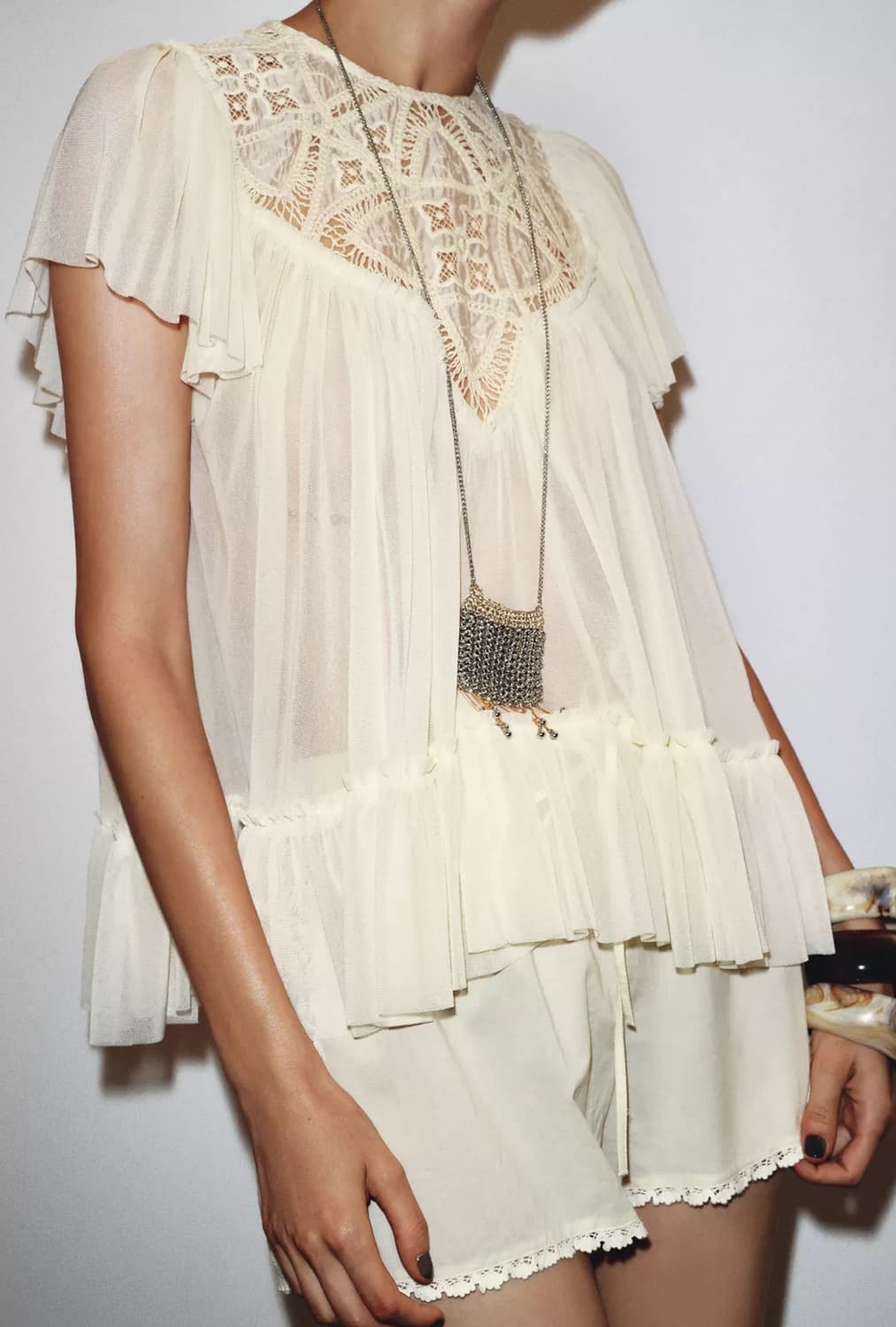 자라 플루이드 자수 탑 블라우스 S 상품이미지1