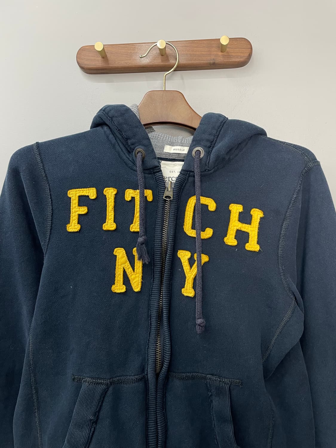 아베크롬비 옐로우 센터로고 네이비 후드집업 H1259 상품이미지3