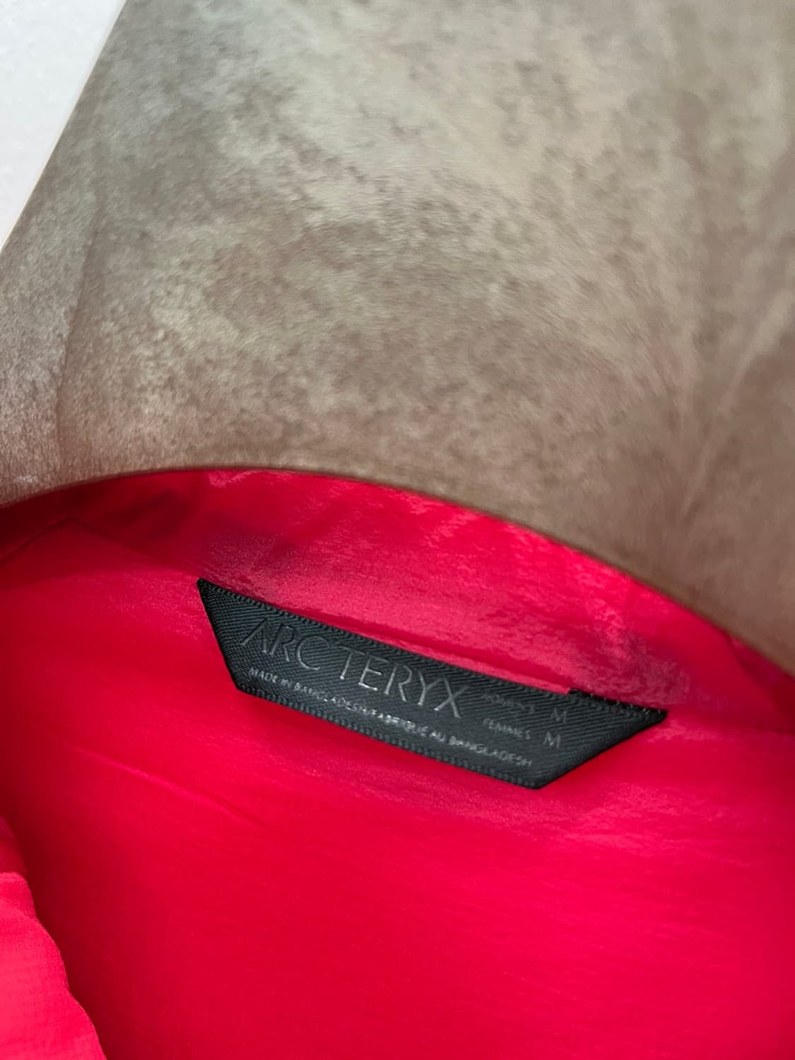 여) 아크테릭스 아톰 LT 패딩자켓  상품이미지6