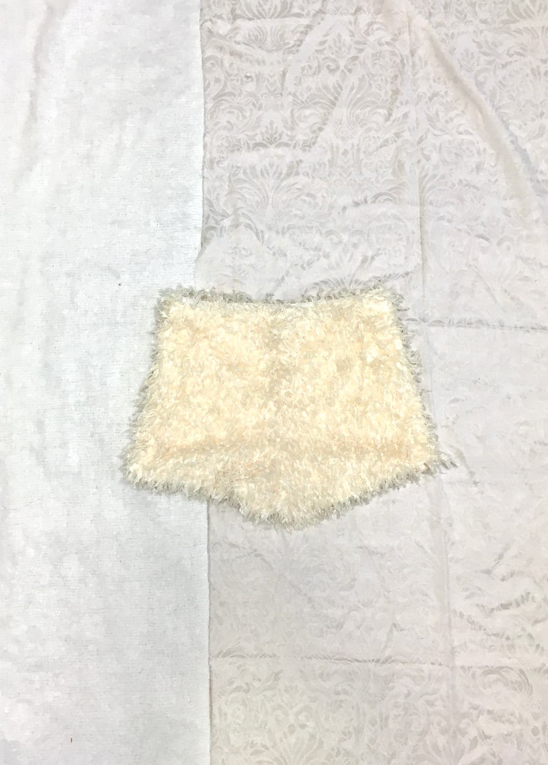 베이지 퍼 로우라이즈 숏츠 상품이미지2