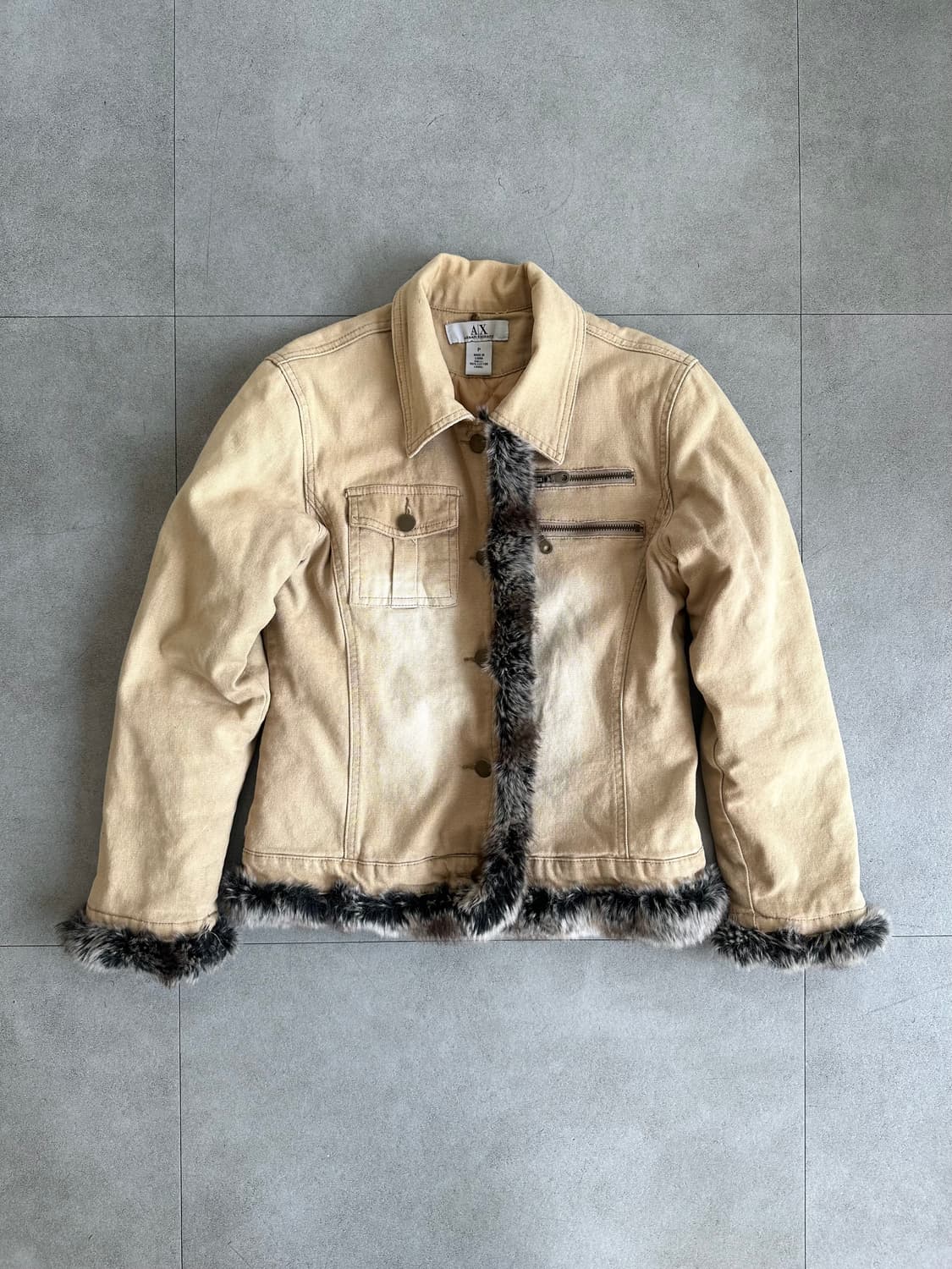 아르마니 베이지 워싱 퍼 트리밍 봄버 상품이미지1