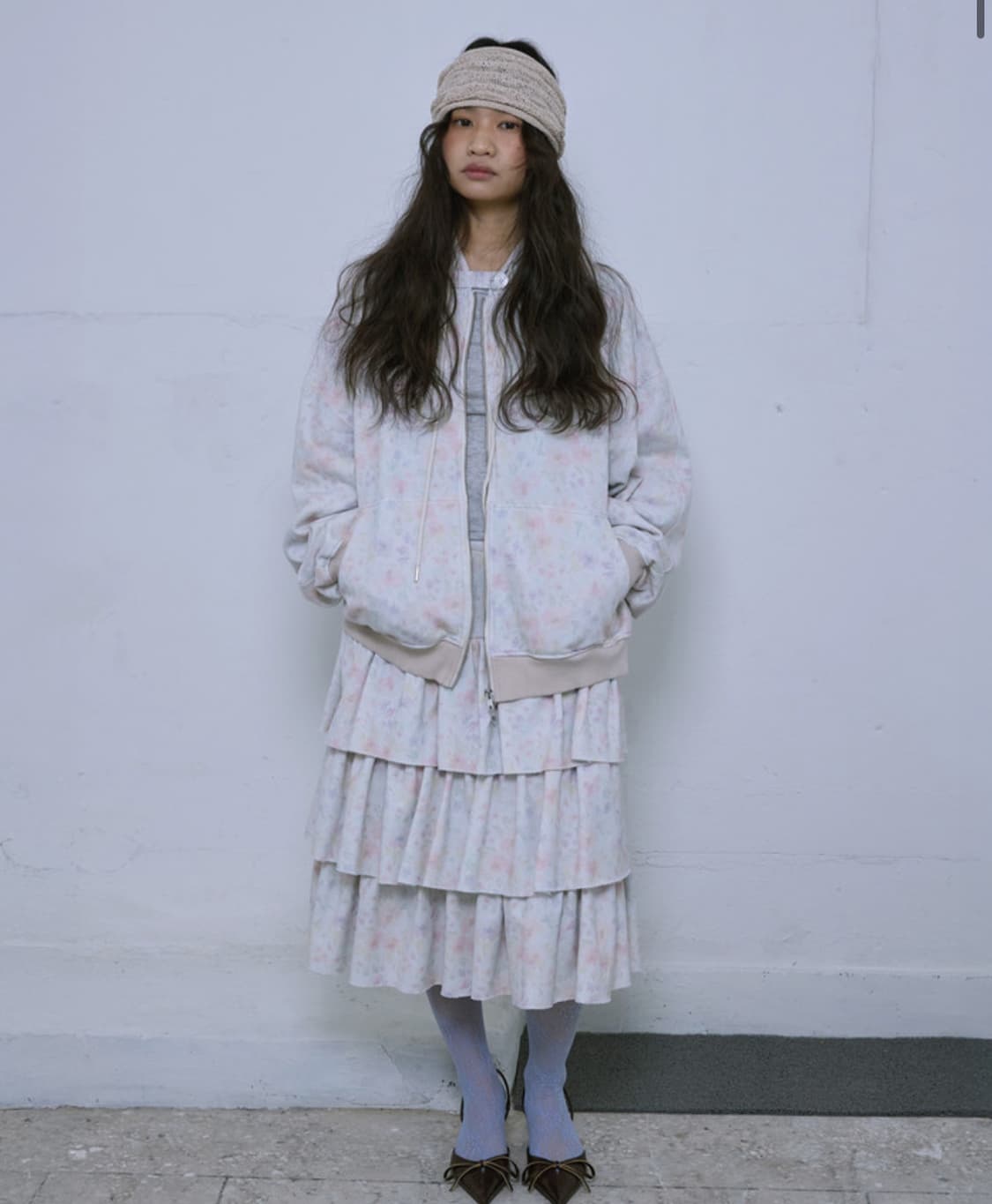 당일배송) 호쿠스포쿠스 플로랄 후드 집업 라이트 그레이 상품이미지4