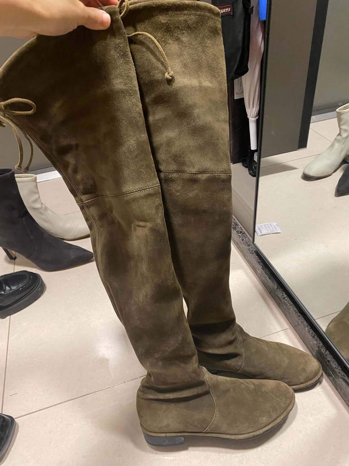 스튜어트 와이츠먼 로우랜드 스웨이드 부츠 36.5 상품이미지1