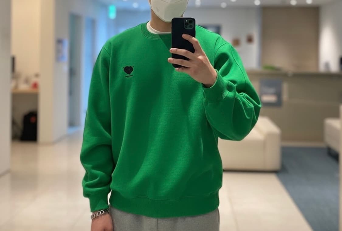 [A2] 아더에러 트윈하트로고 맨투맨 상품이미지1