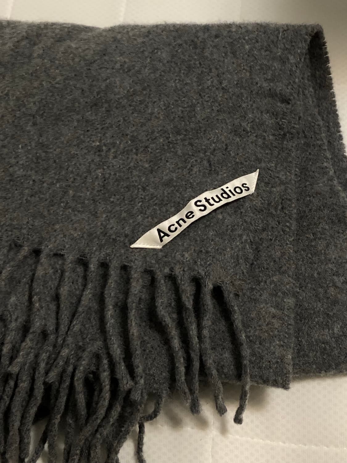 아크네스튜디오 울 머플러 상품이미지2