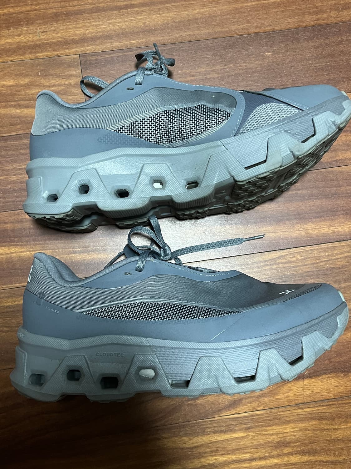 온러닝 파프 클라우드몬스터 하이퍼 그레이 270 상품이미지2