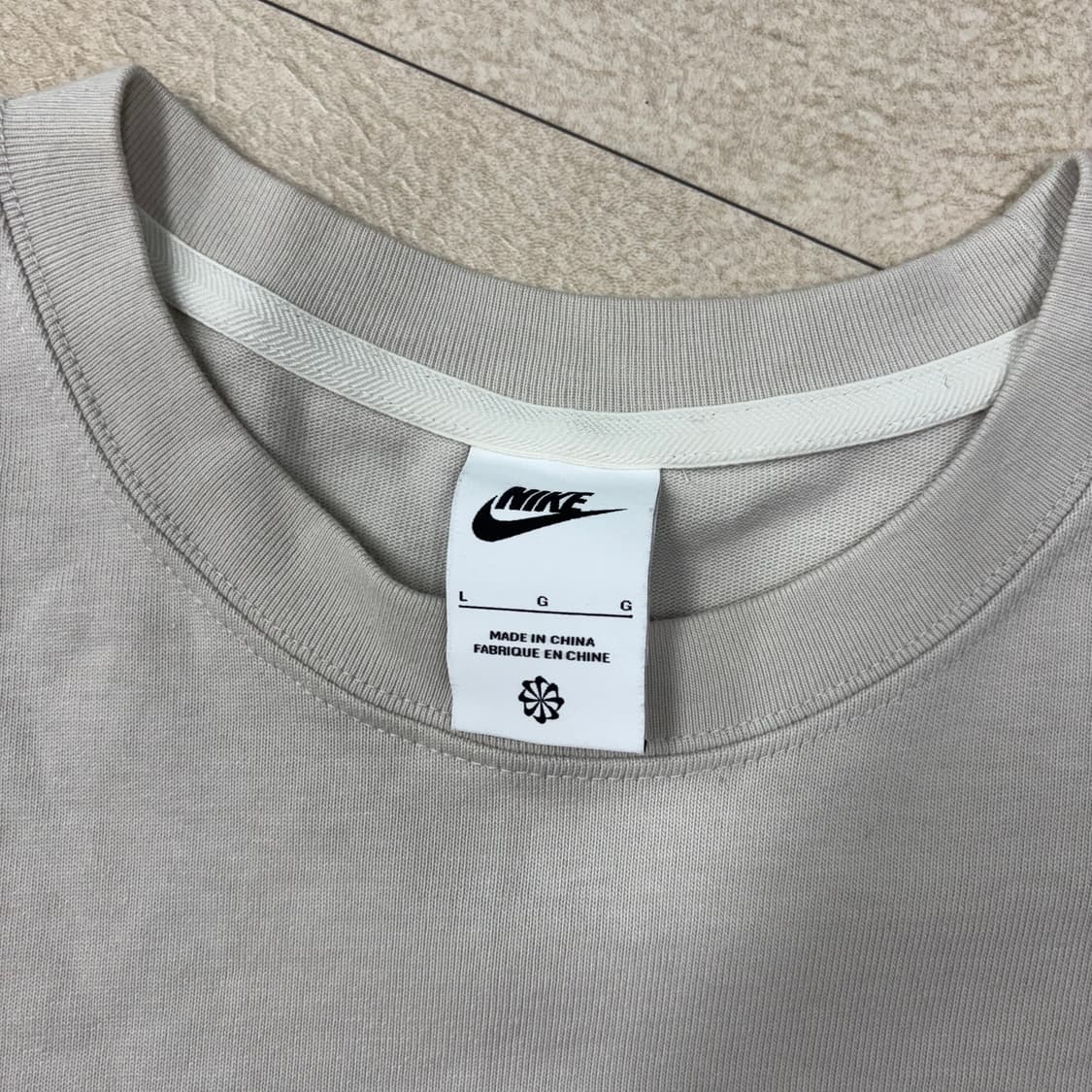 나이키 센터로고 지퍼 반팔티 상품이미지3