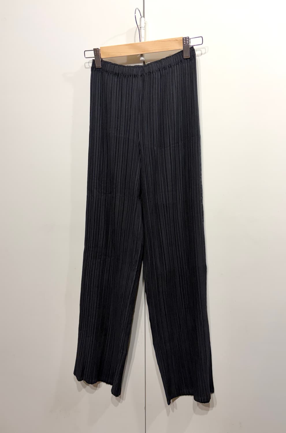 이세이미야케 플리츠 플리즈 팬츠 상품이미지2