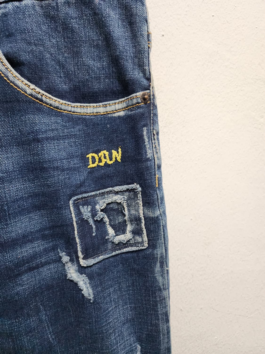 디스퀘어드2 자수 디테일 청바지 상품이미지7